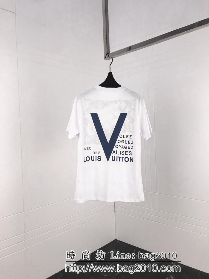 LV路易威登 19ss最新款 前後字母印花 白色短袖 高版本情侶款 男女同款 ydi2383